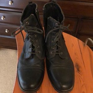 Men’s fashion boots. Apt 9, black, size 12